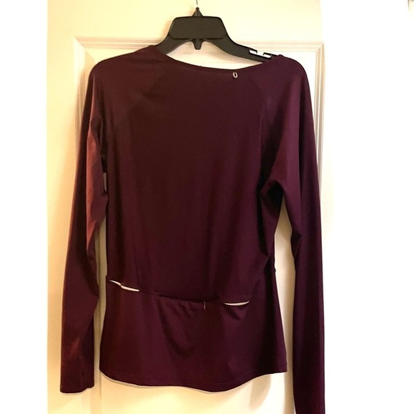 Maroon long sleeve running top - Picture 2 of 3